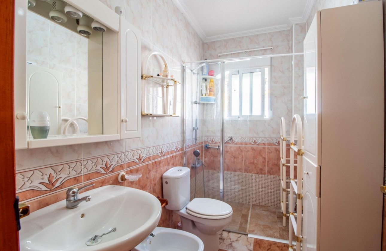 Revente - Villa - Orihuela Costa - La Zenia