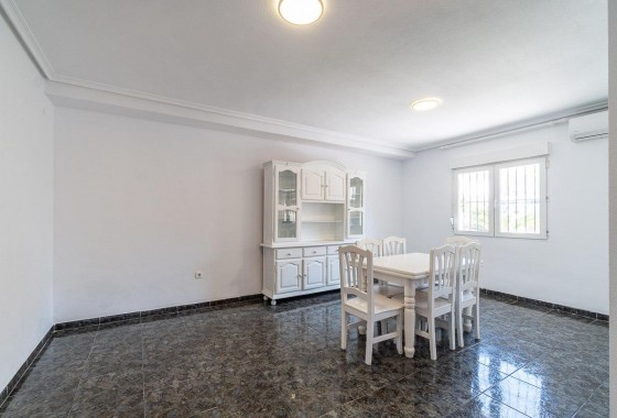 Resale - Villa - Orihuela Costa - Playa Flamenca