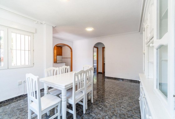 Resale - Villa - Orihuela Costa - Playa Flamenca