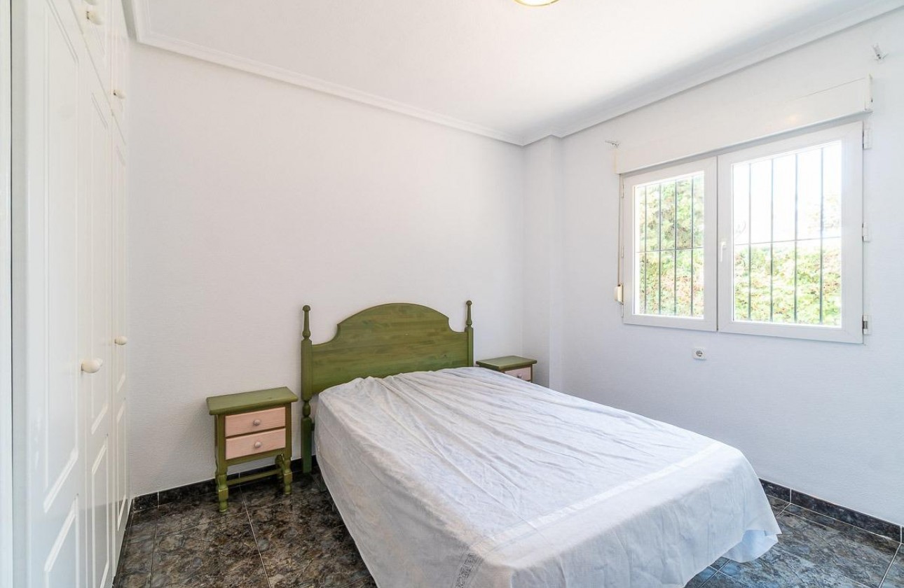 Resale - Villa - Orihuela Costa - Playa Flamenca