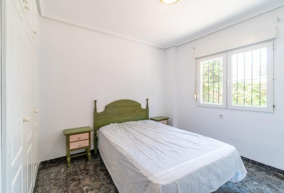 Resale - Villa - Orihuela Costa - Playa Flamenca