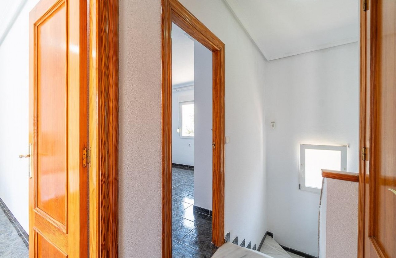 Resale - Villa - Orihuela Costa - Playa Flamenca