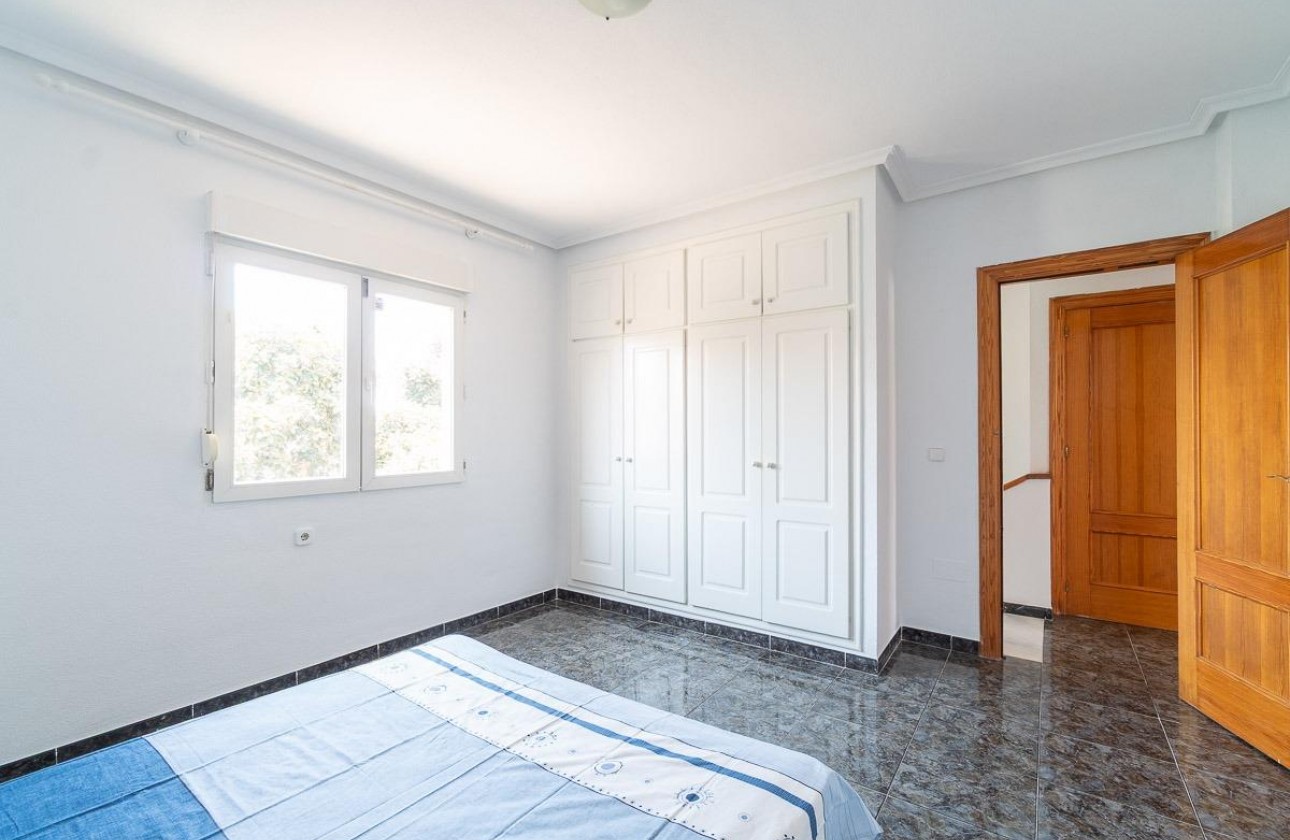 Resale - Villa - Orihuela Costa - Playa Flamenca