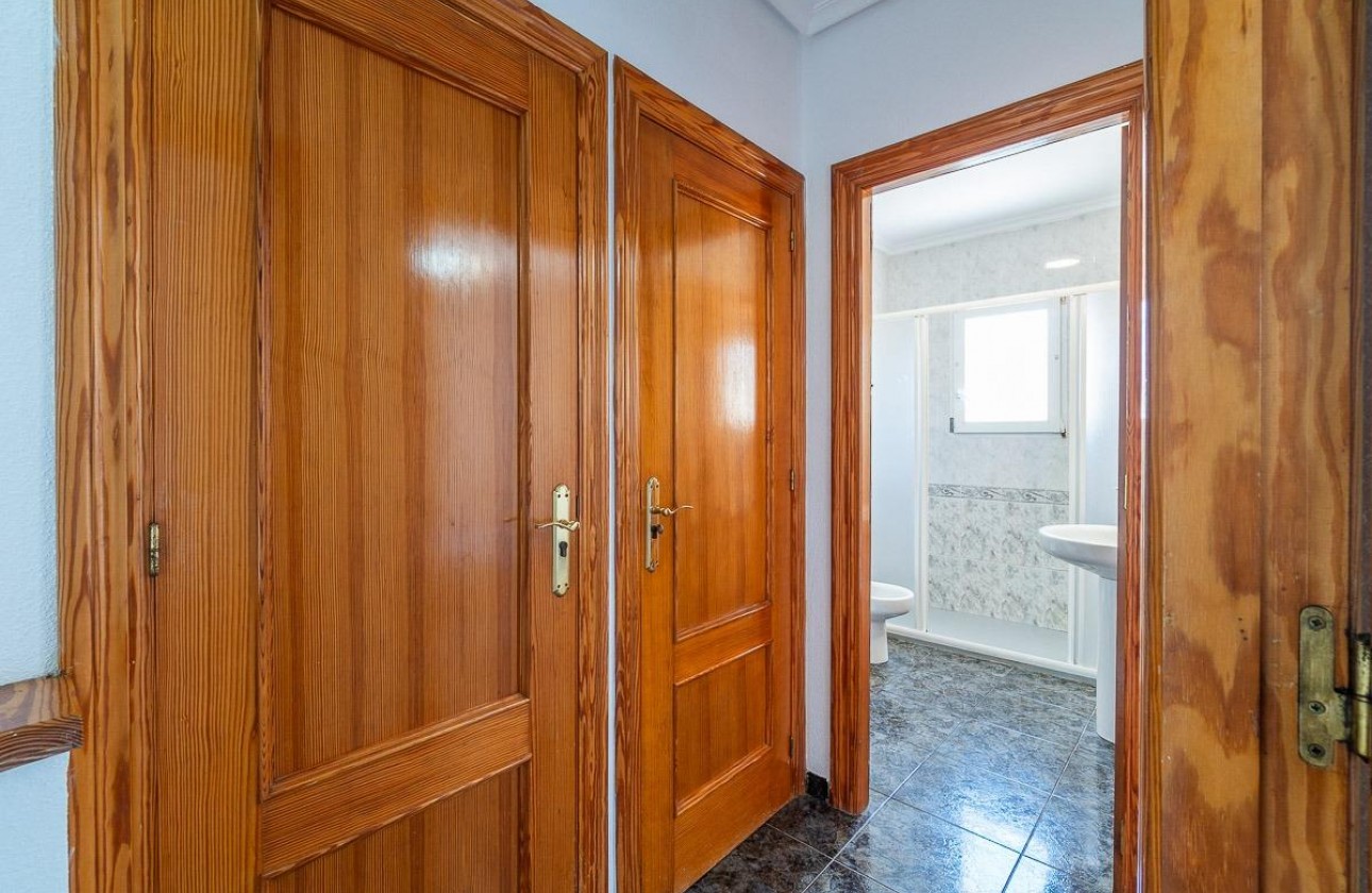 Resale - Villa - Orihuela Costa - Playa Flamenca