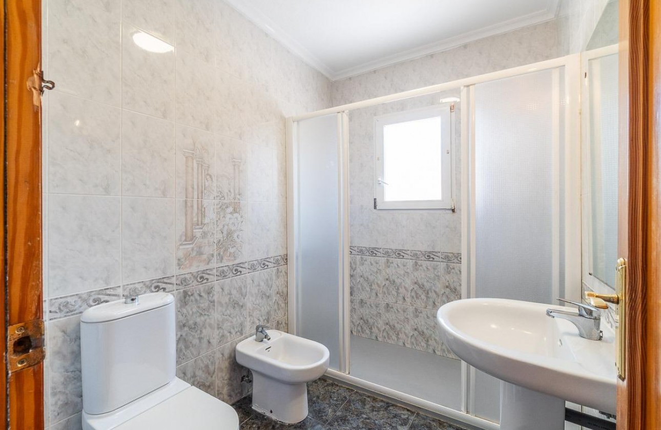 Resale - Villa - Orihuela Costa - Playa Flamenca