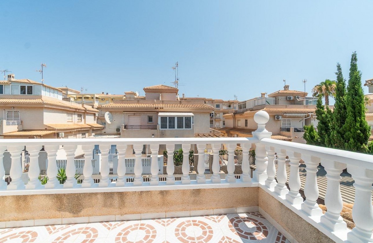 Resale - Villa - Orihuela Costa - Playa Flamenca
