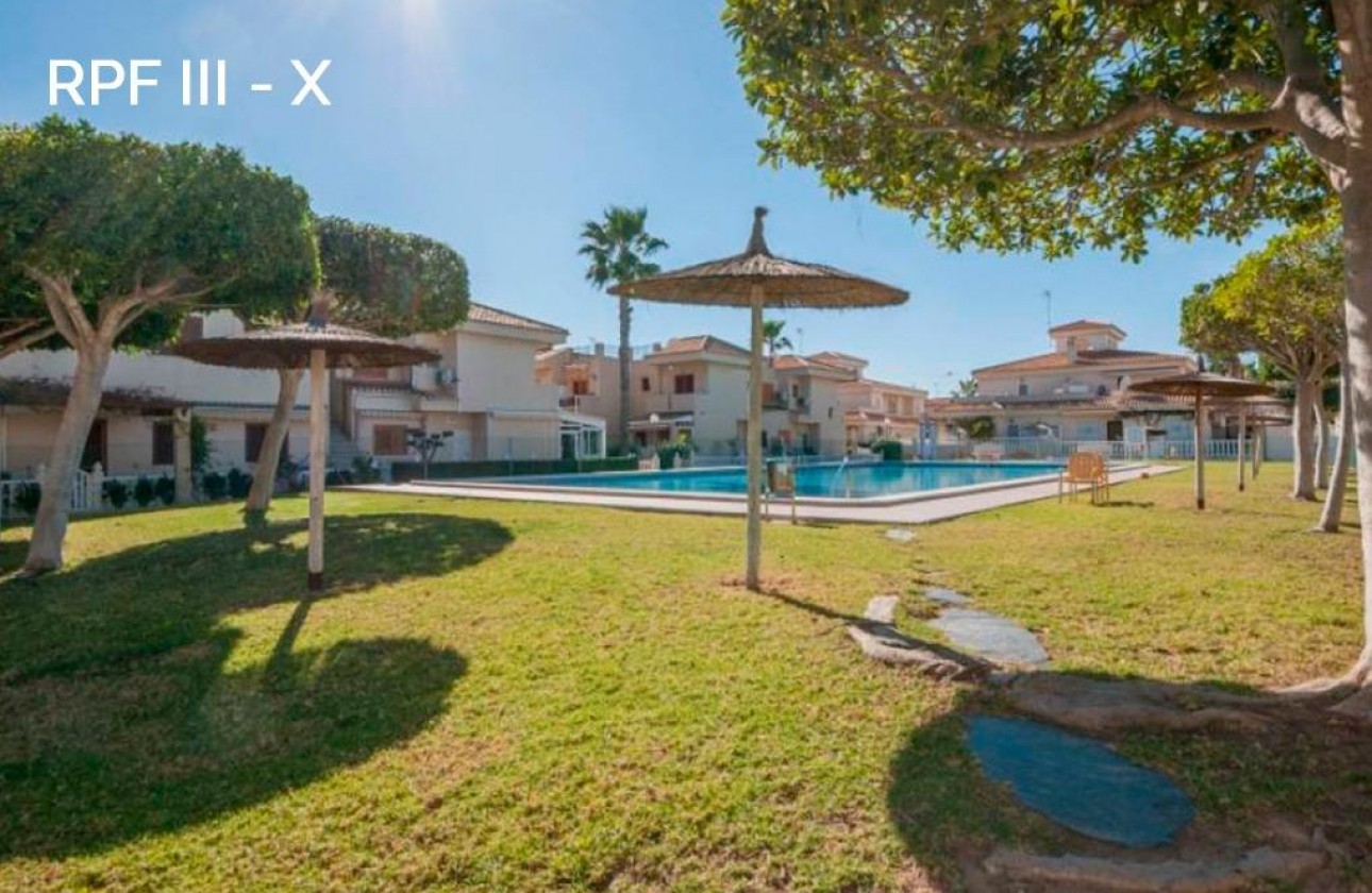 Resale - Villa - Orihuela Costa - Playa Flamenca