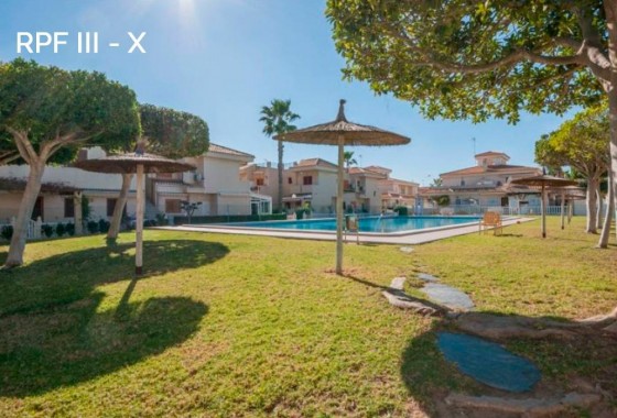 Resale - Villa - Orihuela Costa - Playa Flamenca