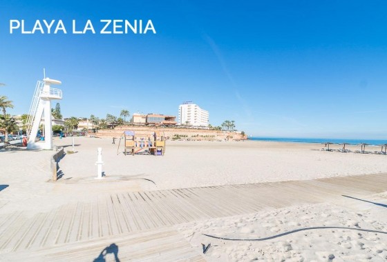 Resale - Villa - Orihuela Costa - Playa Flamenca