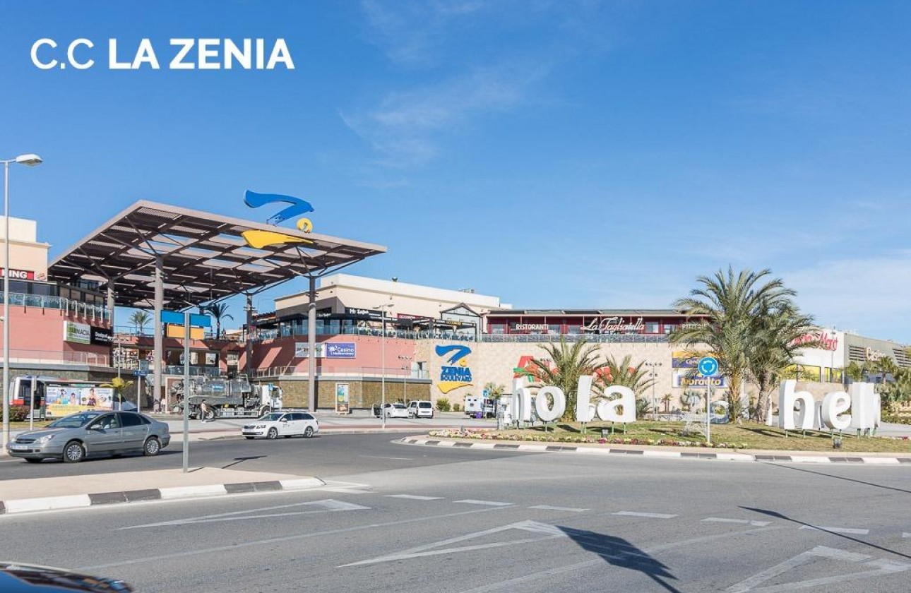 Resale - Villa - Orihuela Costa - Playa Flamenca