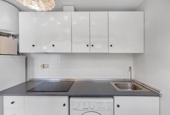 Resale - Apartment / flat - Torrevieja - La Mata pueblo