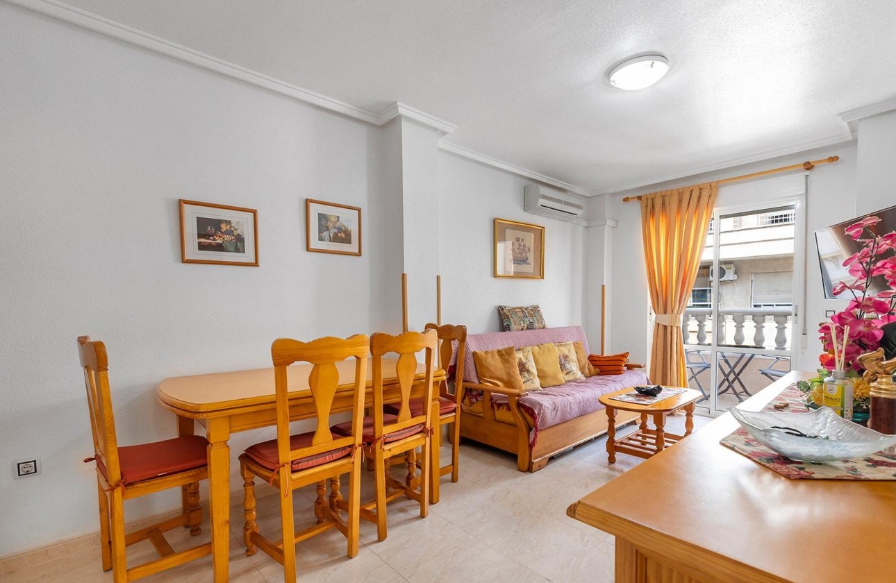 Reventa - Apartamento / piso - Torrevieja - Estacion de autobuses