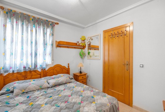 Reventa - Apartamento / piso - Torrevieja - Estacion de autobuses