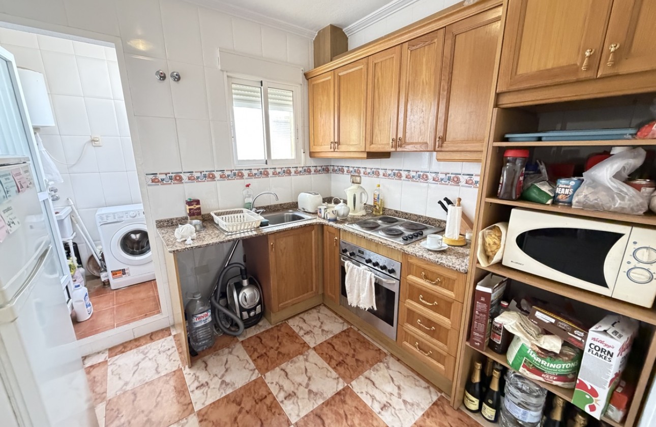 Resale - Apartment / flat - Villamartin