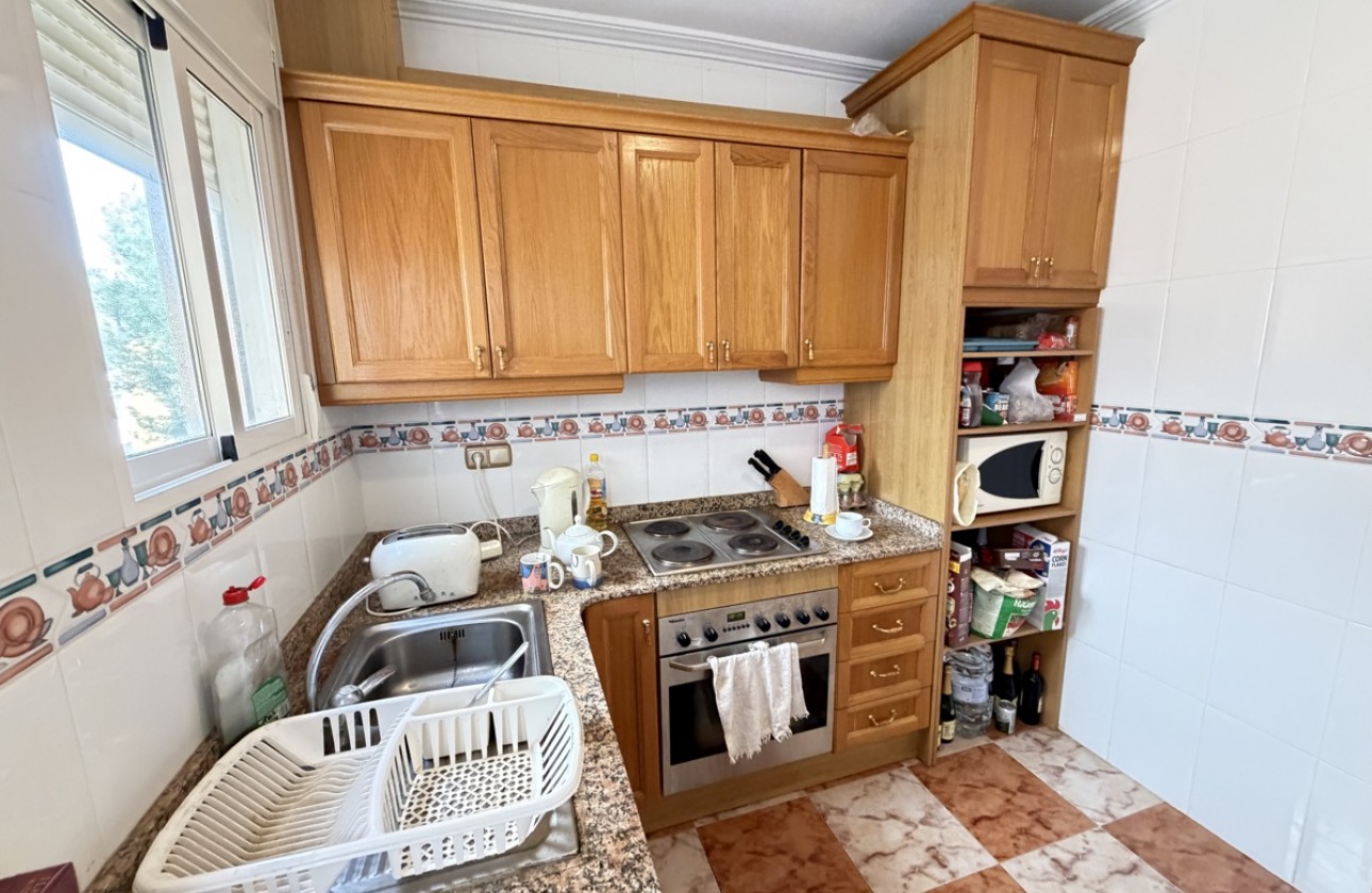 Resale - Apartment / flat - Villamartin