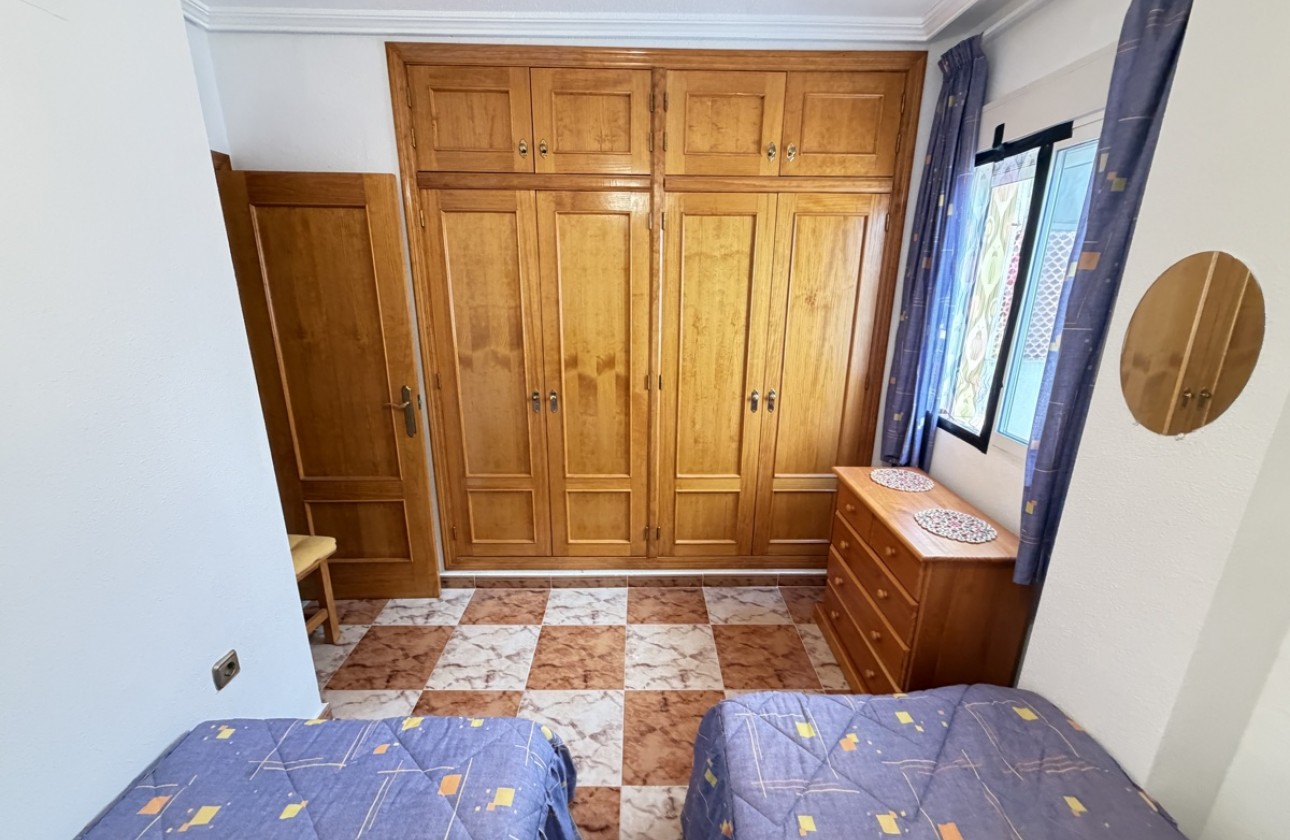 Resale - Apartment / flat - Villamartin