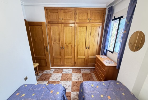 Resale - Apartment / flat - Villamartin