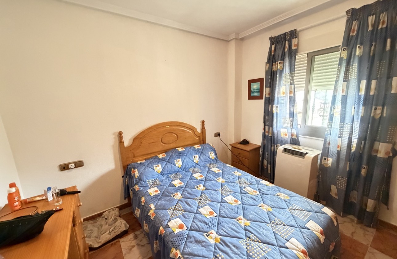Resale - Apartment / flat - Villamartin