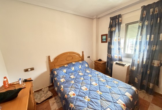 Resale - Apartment / flat - Villamartin