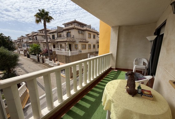 Resale - Apartment / flat - Villamartin