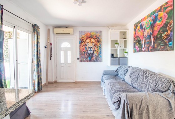 Resale - Bungalow - Orihuela Costa - Cabo Roig