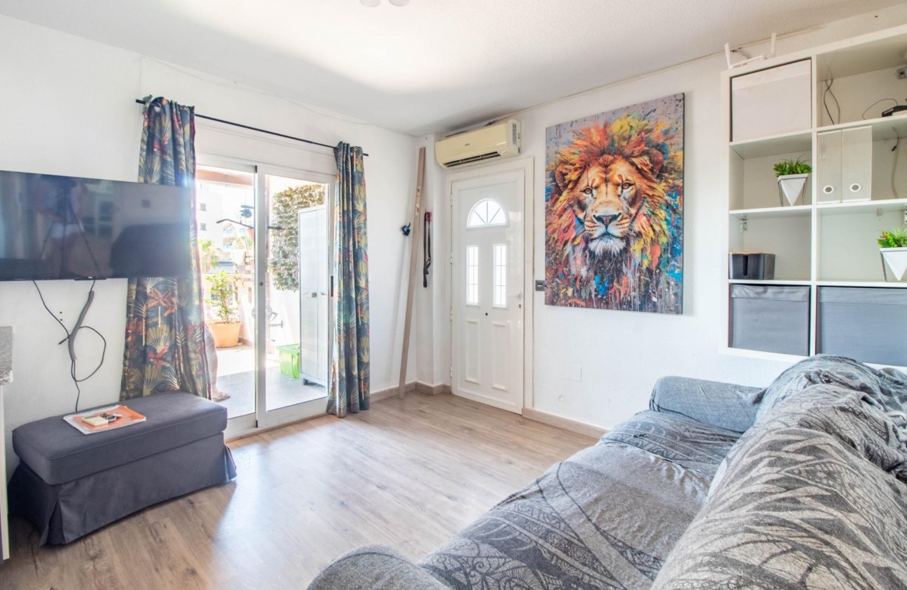 Resale - Bungalow - Orihuela Costa - Cabo Roig