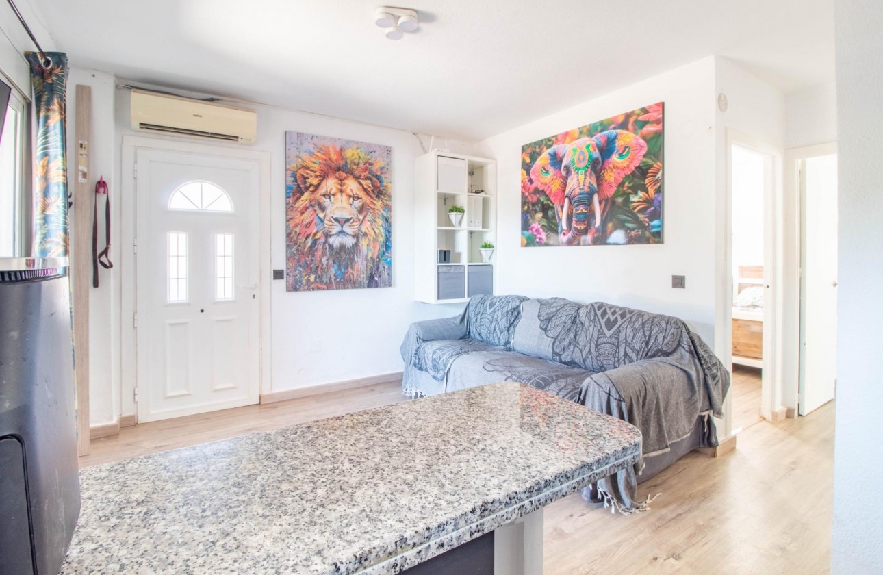 Resale - Bungalow - Orihuela Costa - Cabo Roig