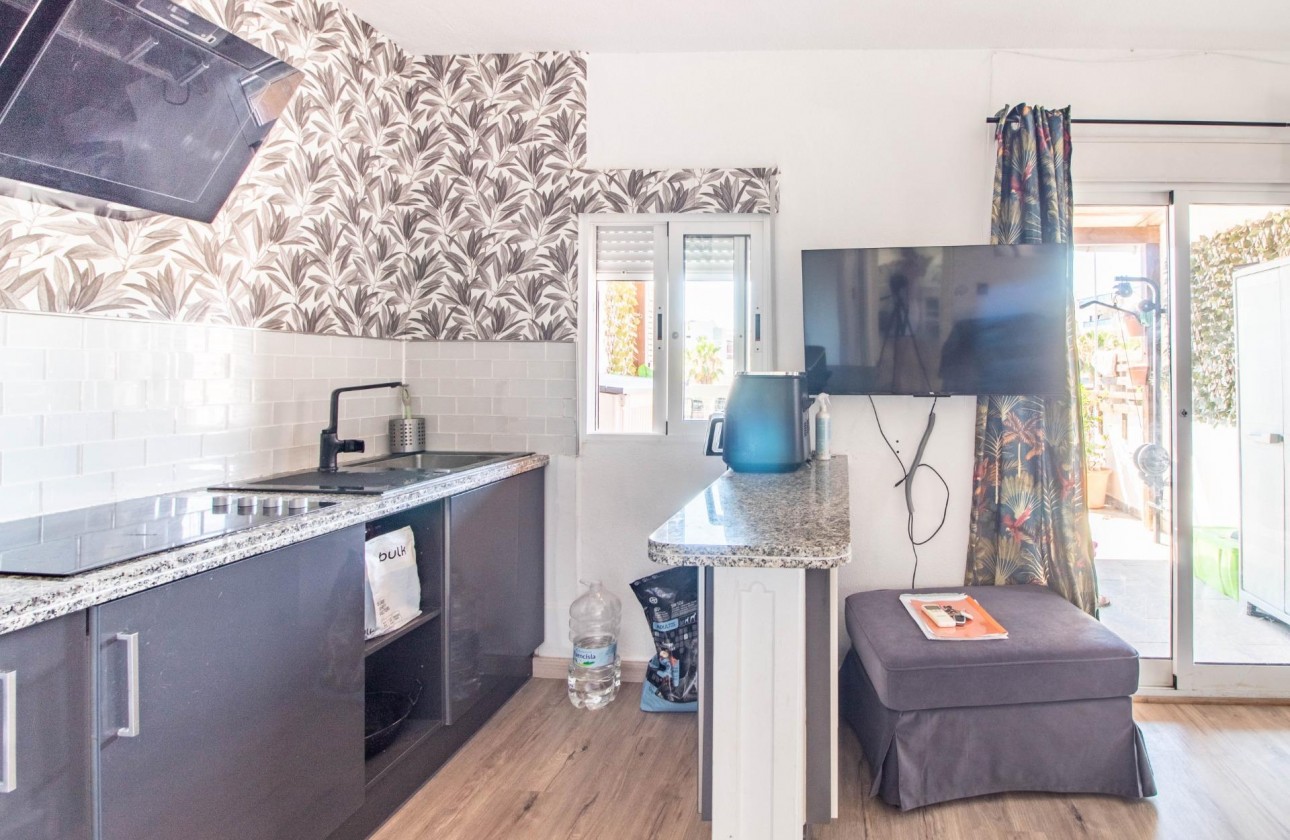 Resale - Bungalow - Orihuela Costa - Cabo Roig
