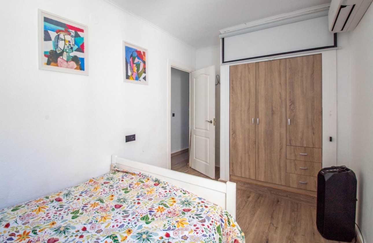 Resale - Bungalow - Orihuela Costa - Cabo Roig