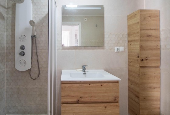 Resale - Bungalow - Orihuela Costa - Cabo Roig