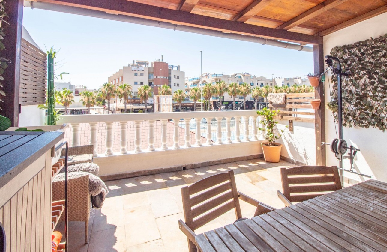 Resale - Bungalow - Orihuela Costa - Cabo Roig