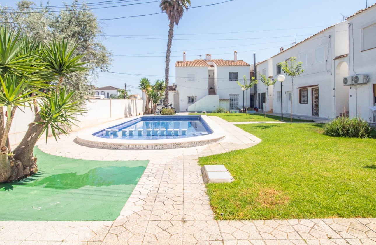 Resale - Bungalow - Orihuela Costa - Cabo Roig