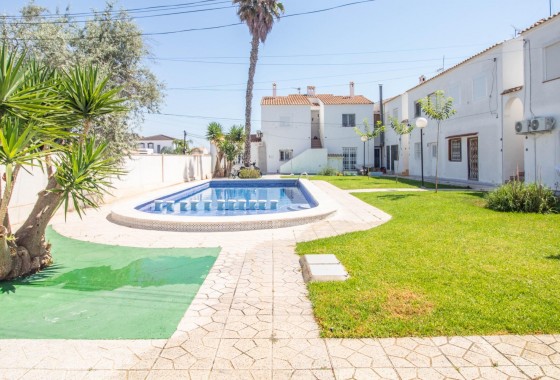 Resale - Bungalow - Orihuela Costa - Cabo Roig