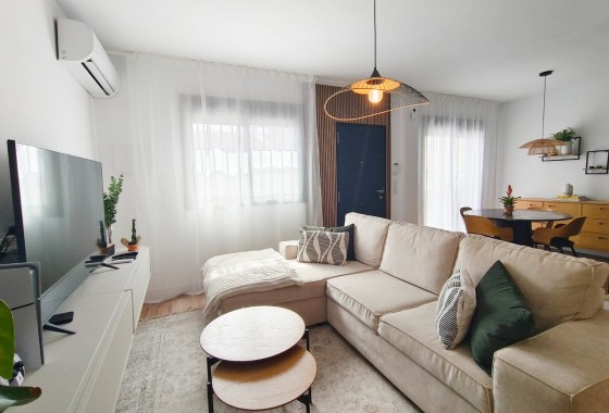 Resale - Villa - San Miguel de Salinas