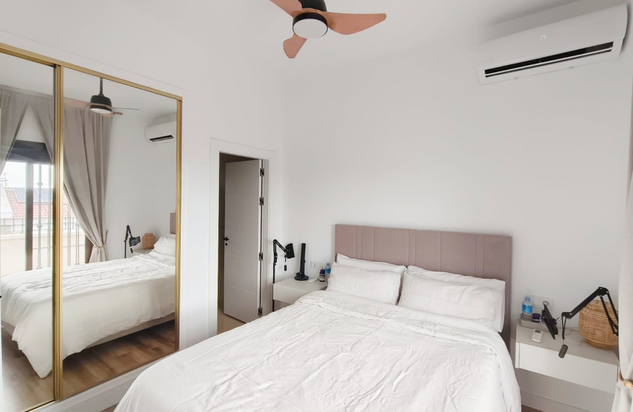 Resale - Villa - San Miguel de Salinas