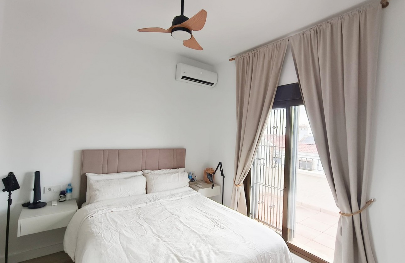 Resale - Villa - San Miguel de Salinas