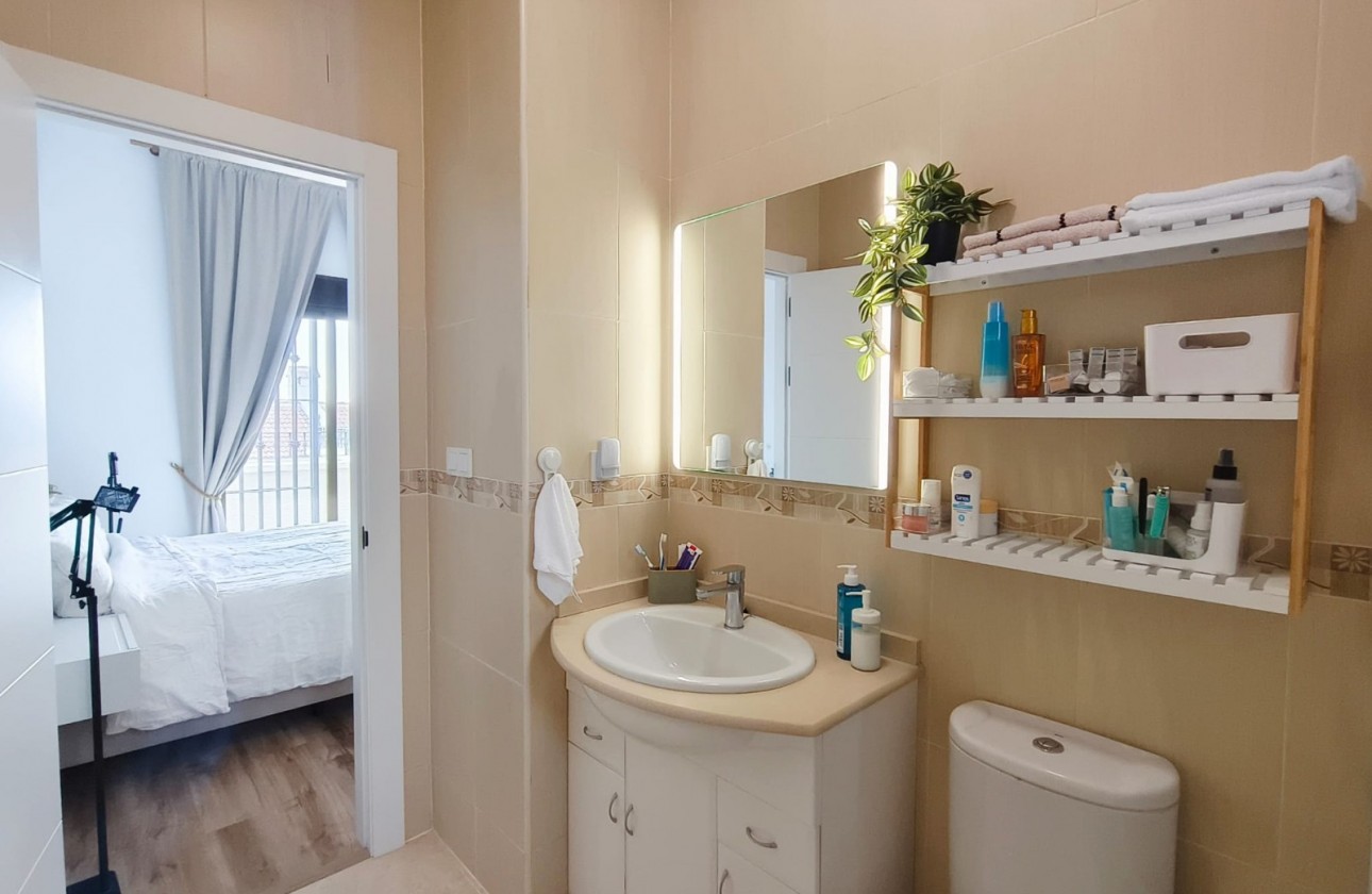 Resale - Villa - San Miguel de Salinas