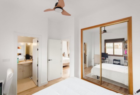 Resale - Villa - San Miguel de Salinas