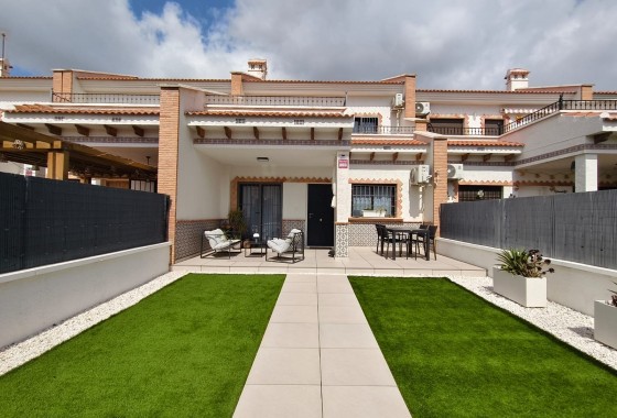 Resale - Villa - San Miguel de Salinas