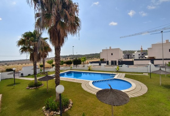 Resale - Villa - San Miguel de Salinas