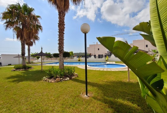 Resale - Villa - San Miguel de Salinas