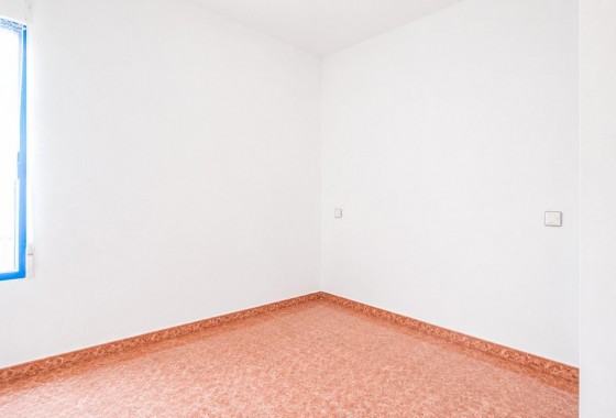 Reventa - Apartamento / piso - Torrevieja - Estacion de autobuses