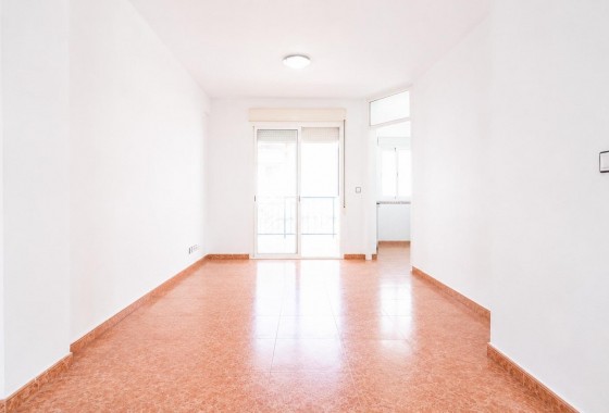 Reventa - Apartamento / piso - Torrevieja - Estacion de autobuses