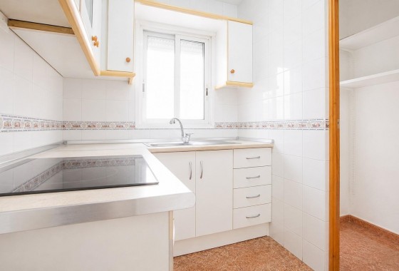 Reventa - Apartamento / piso - Torrevieja - Estacion de autobuses