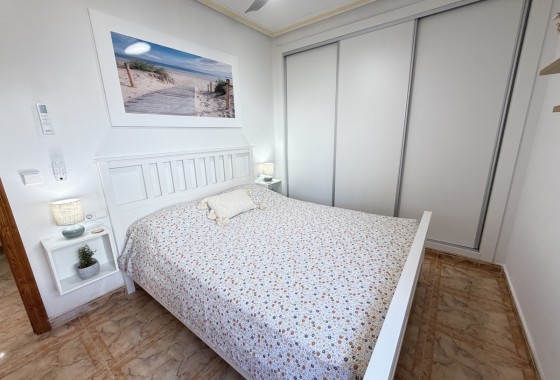 Resale - Apartment / flat - La Zenia