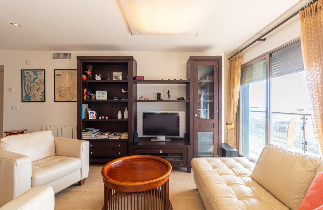Resale - Apartment / flat - Torrevieja - Playa de los locos
