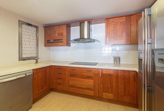 Resale - Apartment / flat - Torrevieja - Playa de los locos