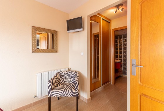 Resale - Apartment / flat - Torrevieja - Playa de los locos