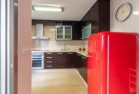Resale - Apartment / flat - Torrevieja - Playa de los locos