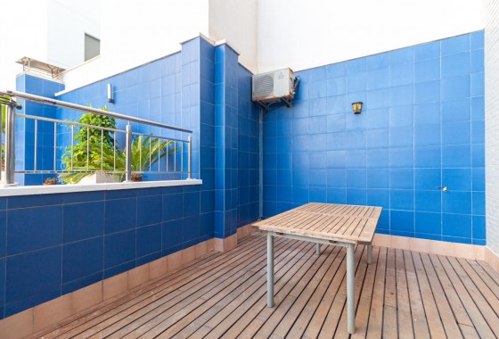 Resale - Apartment / flat - Torrevieja - Playa de los locos